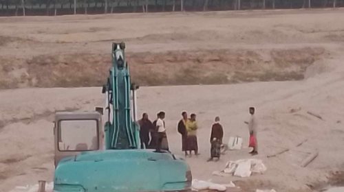নির্বাহী অফিসার এবং আওয়ামী লীগ নেতার অত্যাচারে অতিষ্ঠ বীরগঞ্জবাসি